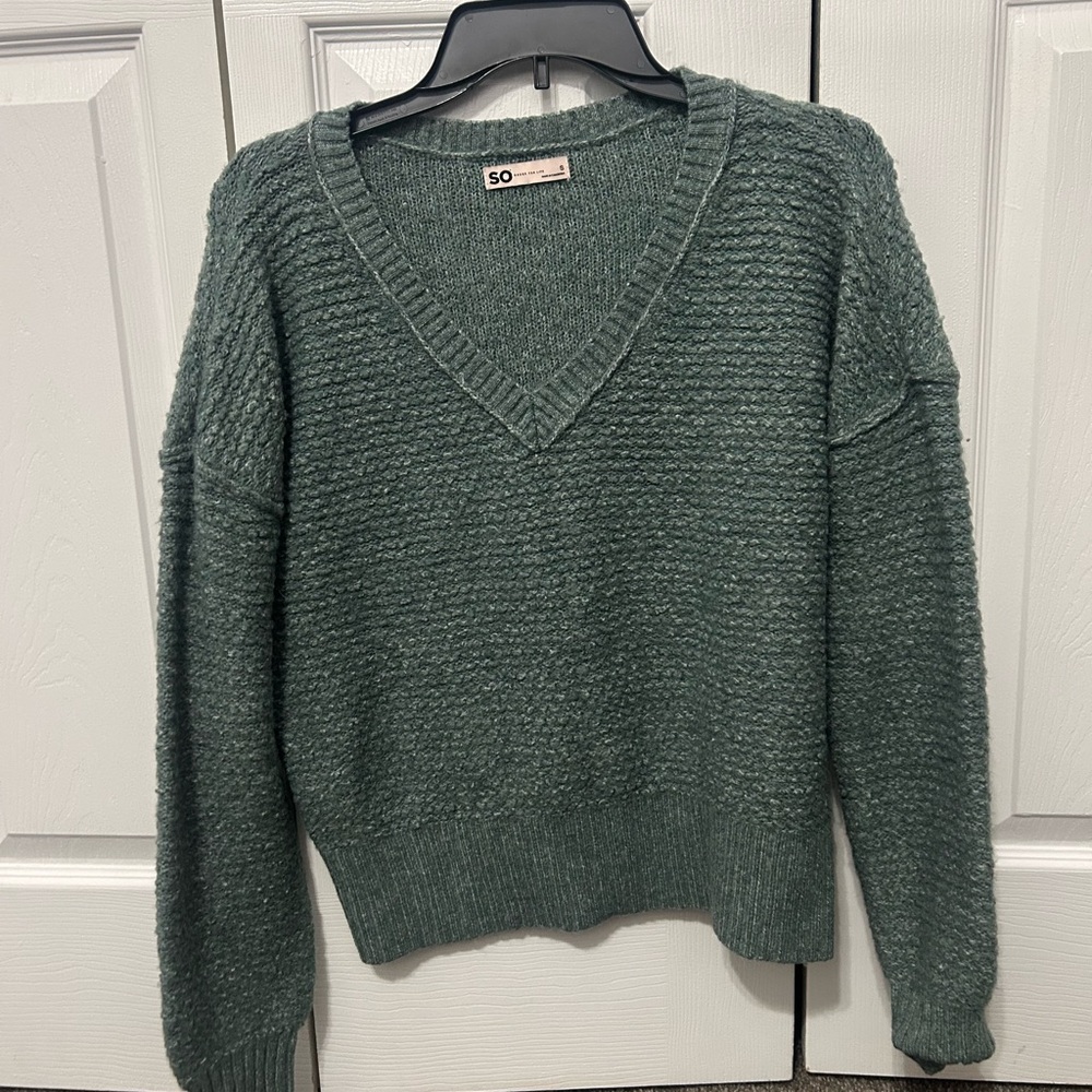 Women’s comfy sweater